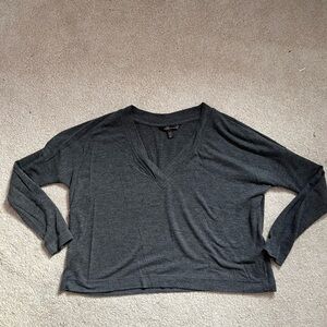 Banana republic v-neck long sleeve cropped top.
